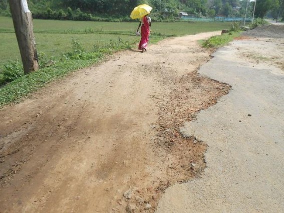 Rs. 20 lakh has been looted by local contractors in Khowai